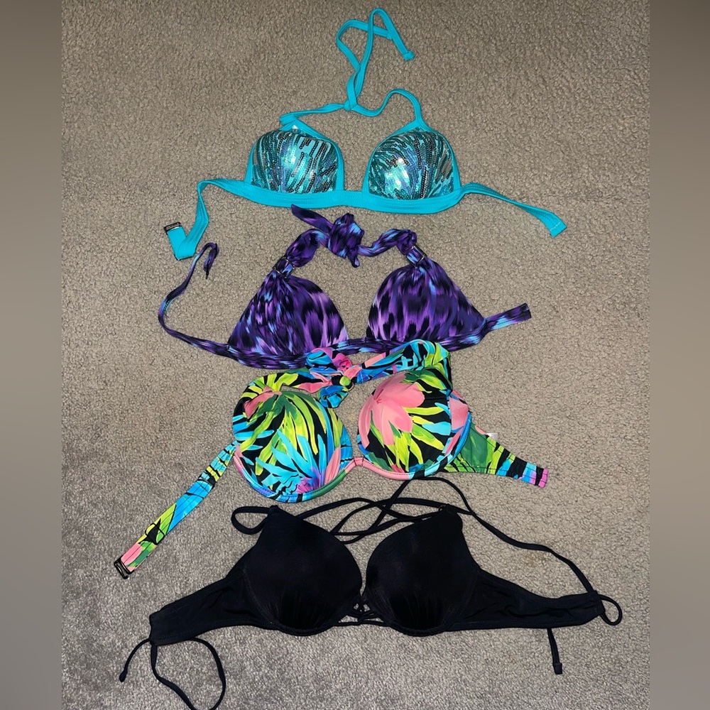Women’s Swimsuit Tops
